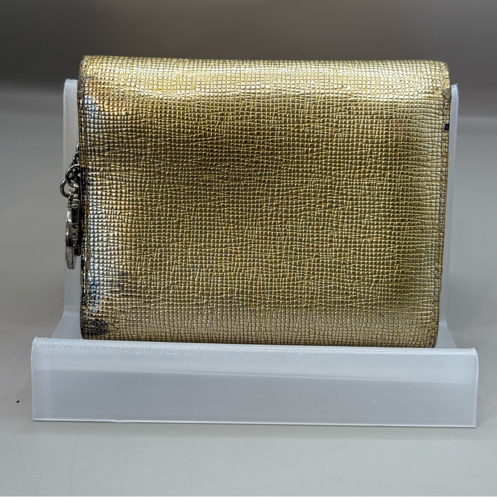 💎GUARANTEED AUTHENTIC MCM COMPACT WALLET 💎 - Picture 6 of 16